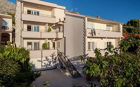 Apartments Irena